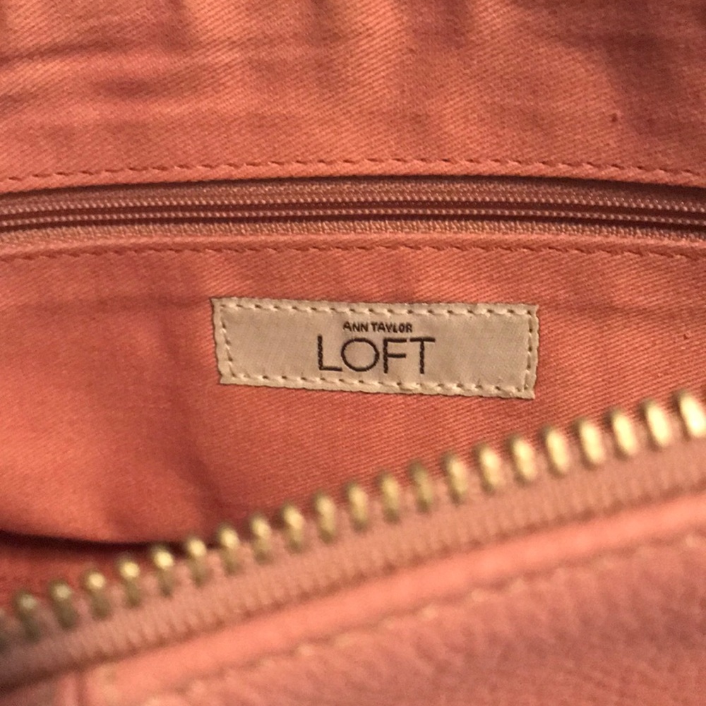 Pink leather bag by loft - Picture 2 of 2